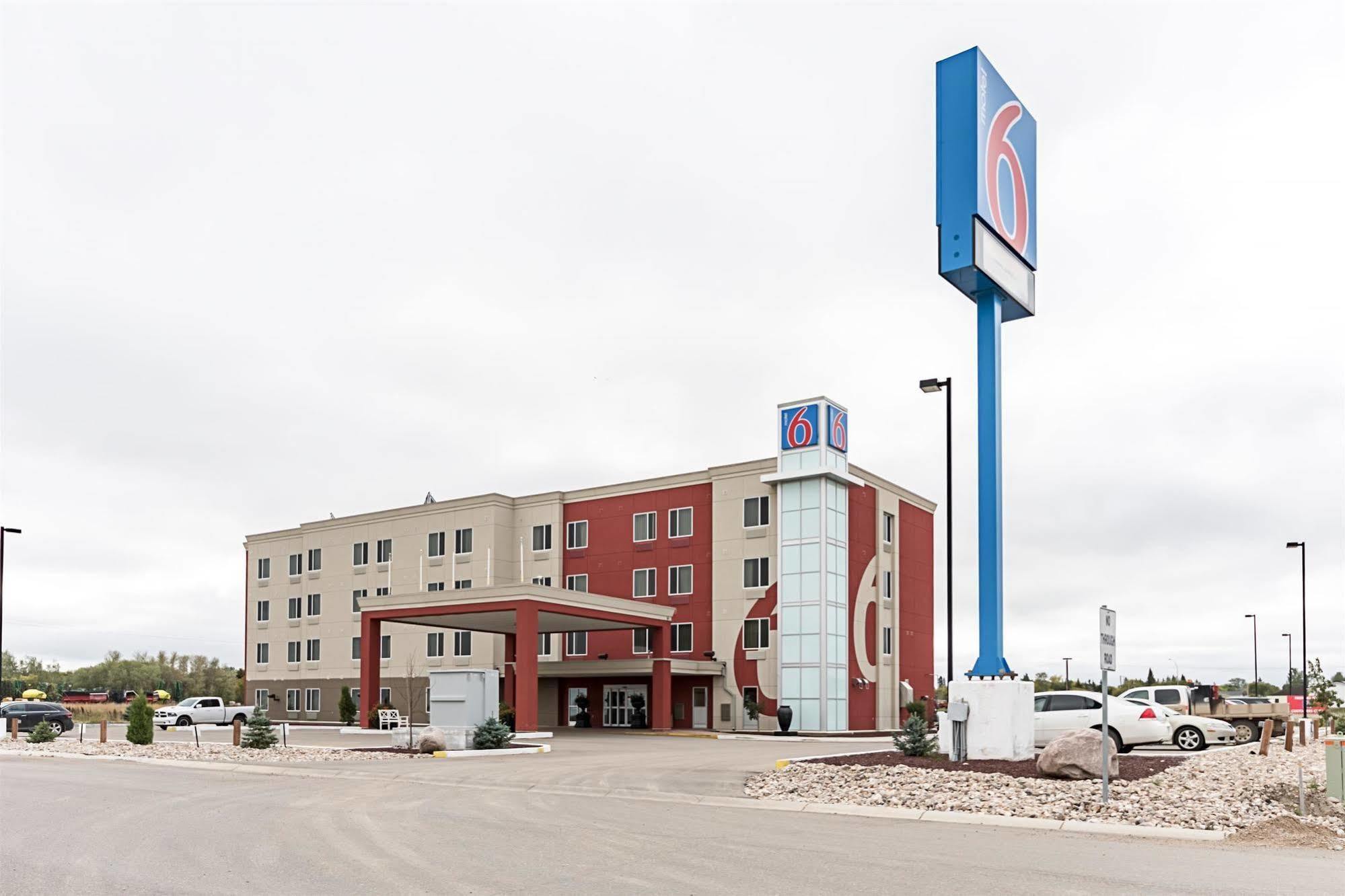 Motel 6-Moosomin, Sk Εξωτερικό φωτογραφία