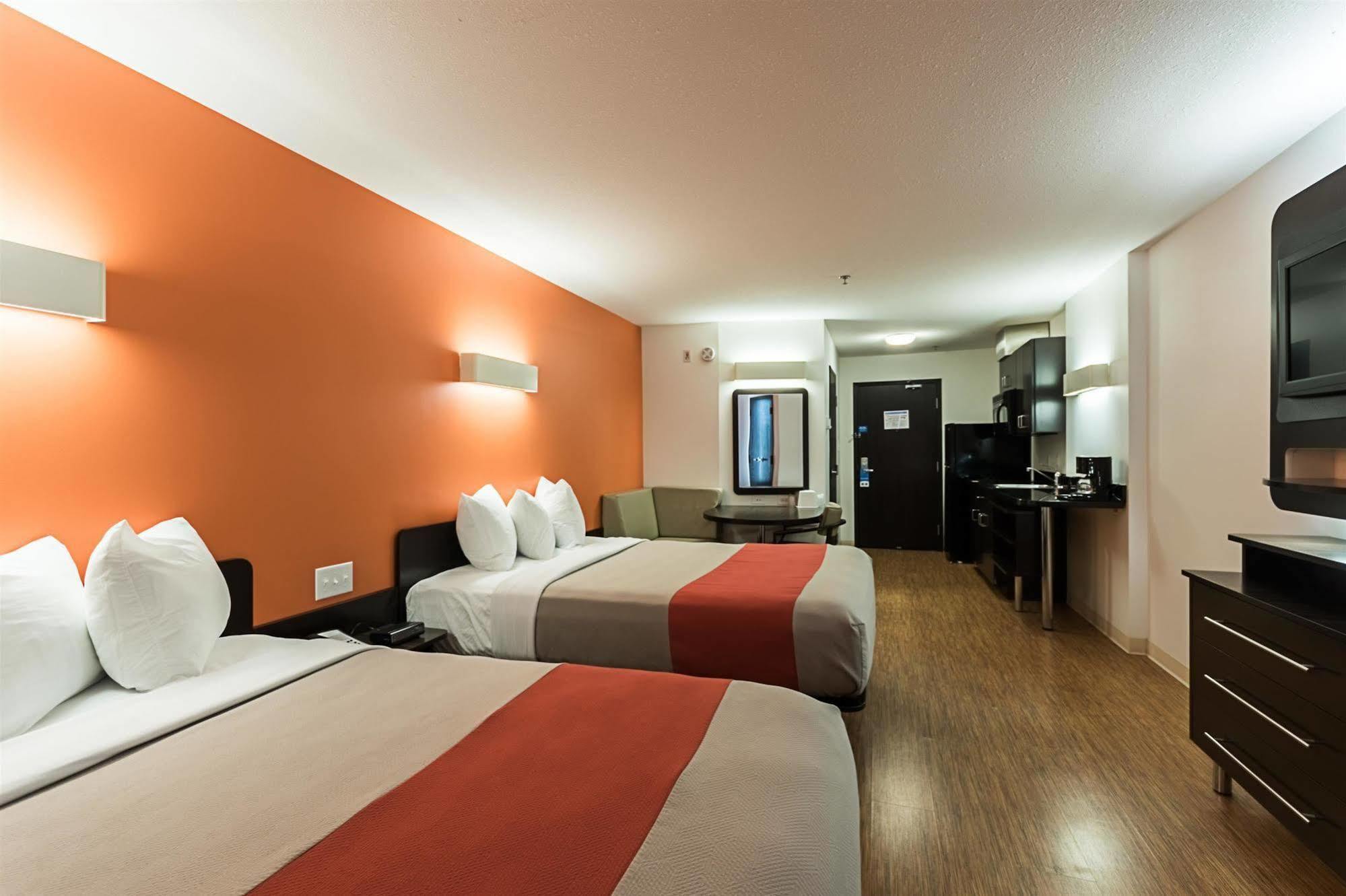 Motel 6-Moosomin, Sk Εξωτερικό φωτογραφία