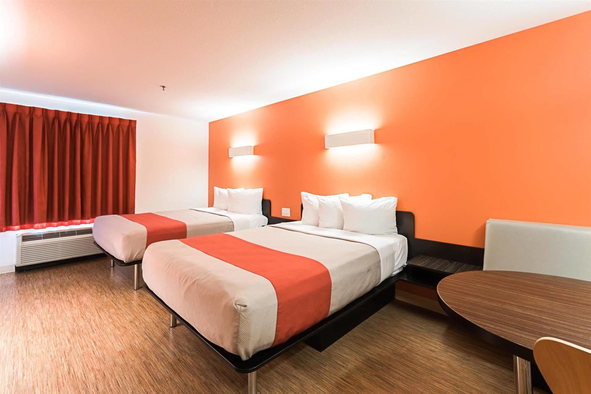 Motel 6-Moosomin, Sk Εξωτερικό φωτογραφία